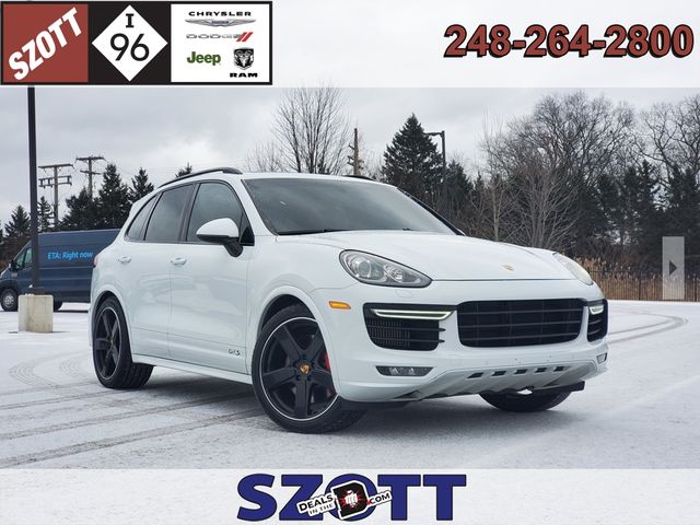 2016 Porsche Cayenne GTS