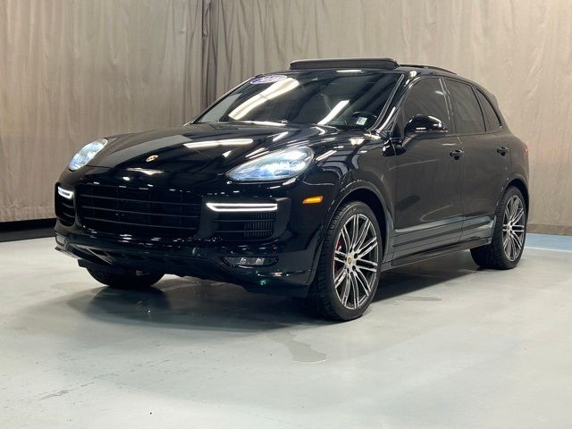 2016 Porsche Cayenne GTS