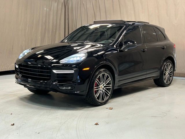 2016 Porsche Cayenne GTS