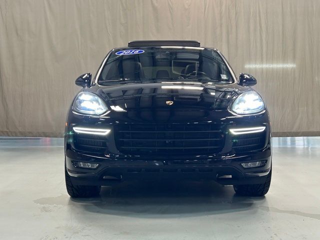 2016 Porsche Cayenne GTS