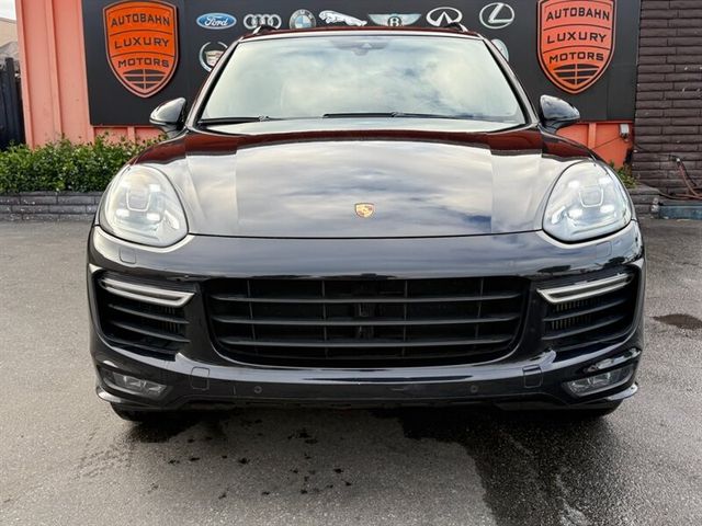 2016 Porsche Cayenne GTS