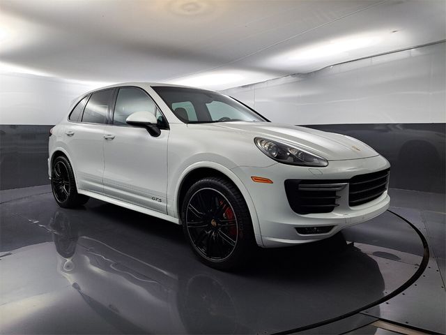 2016 Porsche Cayenne GTS