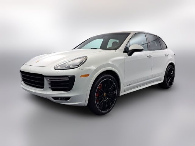 2016 Porsche Cayenne GTS