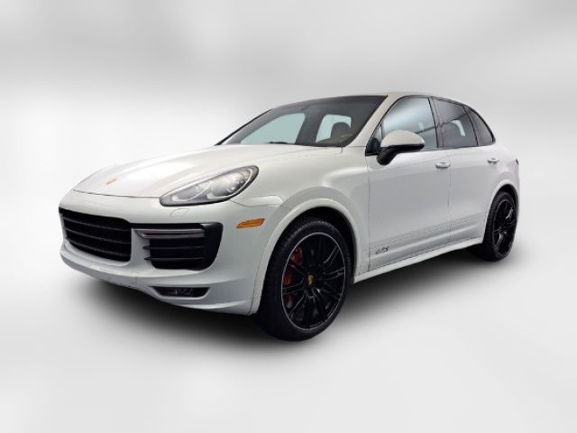 2016 Porsche Cayenne GTS