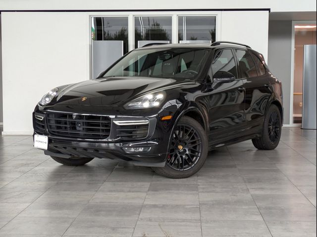 2016 Porsche Cayenne GTS