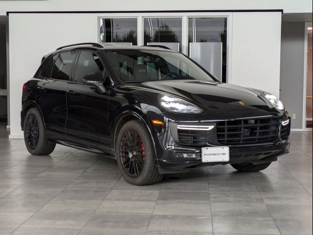 2016 Porsche Cayenne GTS