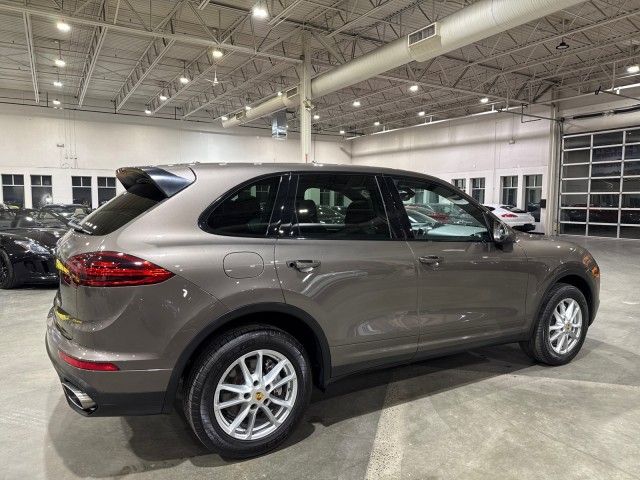 2016 Porsche Cayenne Base