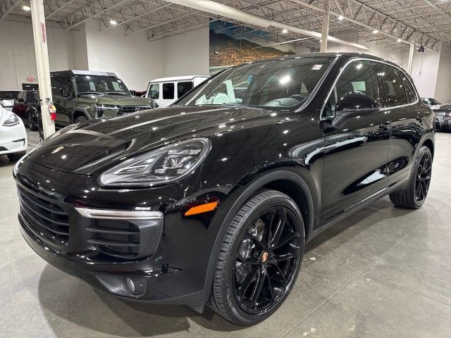 2016 Porsche Cayenne Base