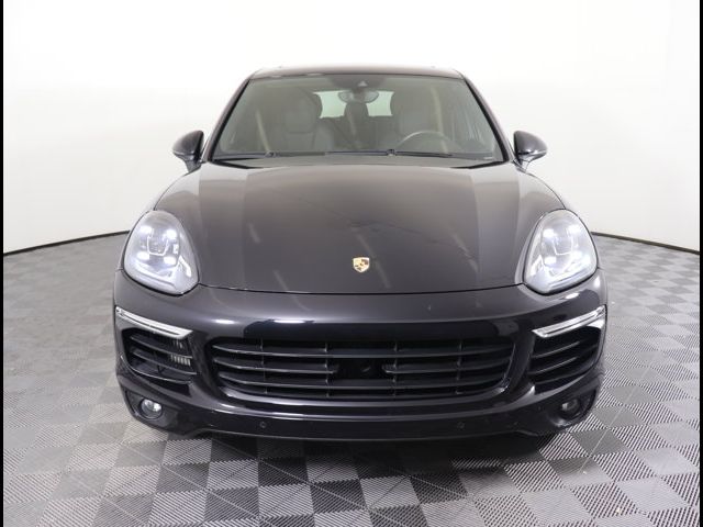 2016 Porsche Cayenne S