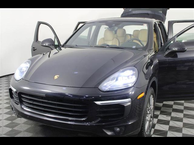 2016 Porsche Cayenne S