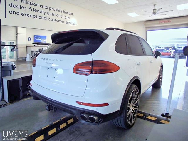 2016 Porsche Cayenne S