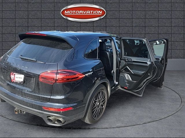 2016 Porsche Cayenne S