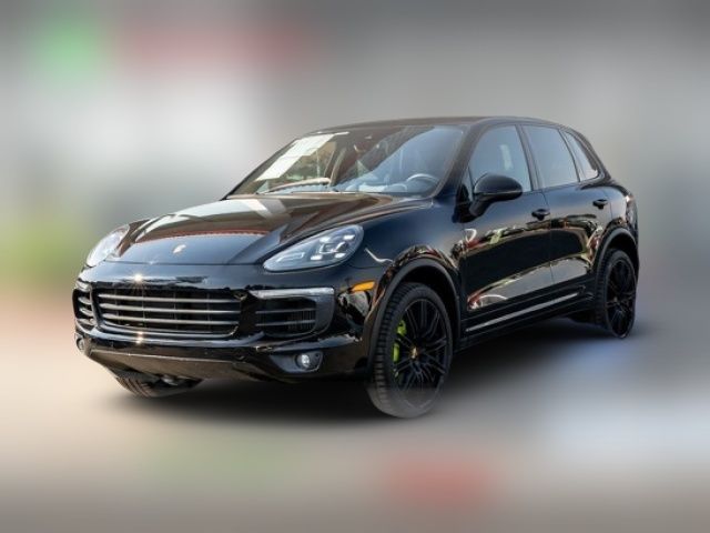 2016 Porsche Cayenne S