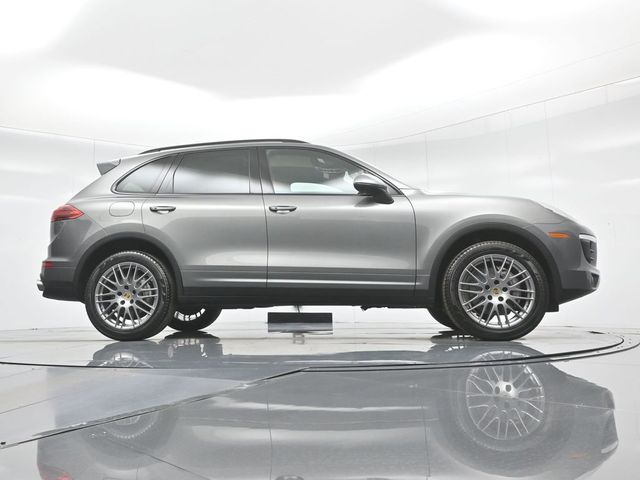 2016 Porsche Cayenne S