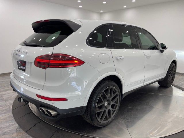 2016 Porsche Cayenne S