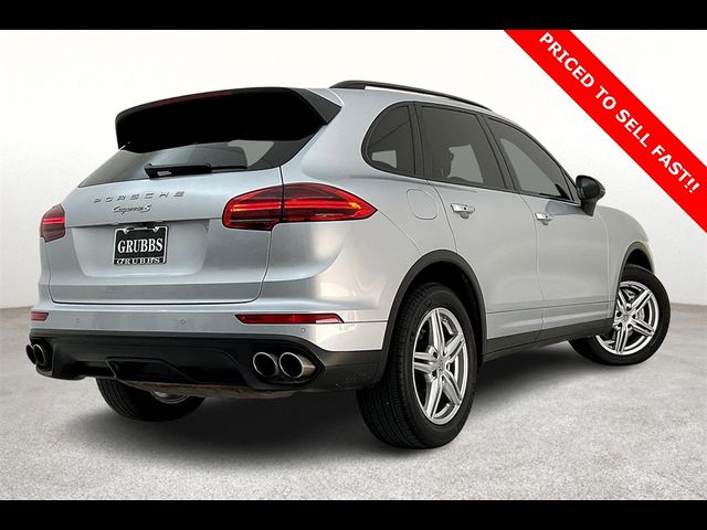 2016 Porsche Cayenne S
