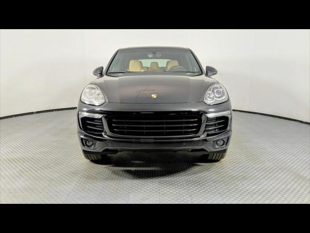 2016 Porsche Cayenne Base