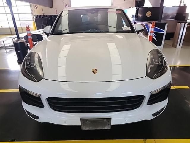 2016 Porsche Cayenne Base