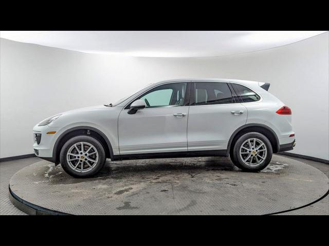 2016 Porsche Cayenne Base