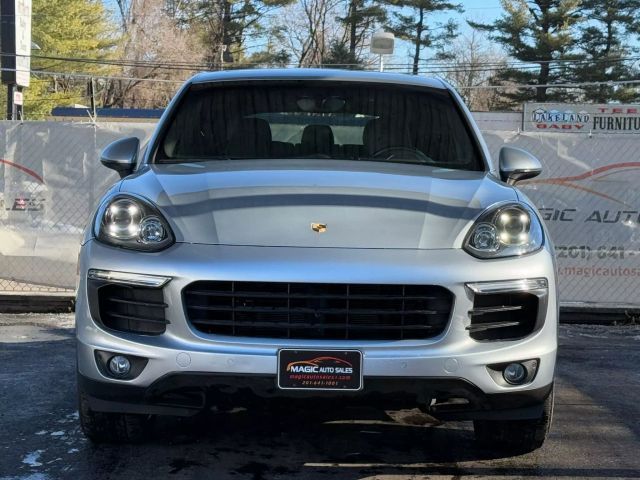 2016 Porsche Cayenne Base