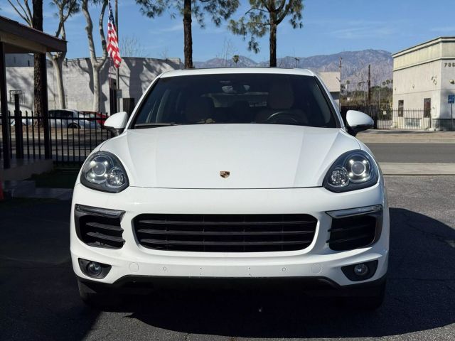 2016 Porsche Cayenne Base