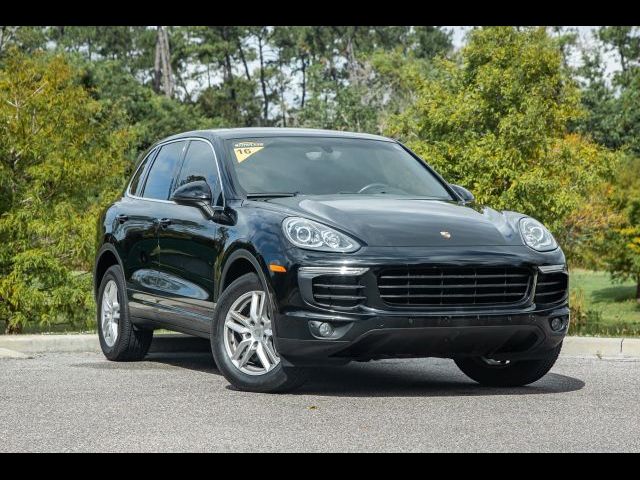2016 Porsche Cayenne Base