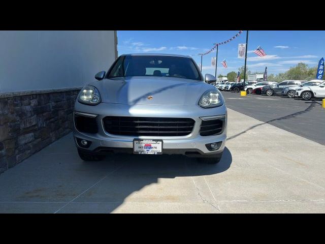 2016 Porsche Cayenne Base
