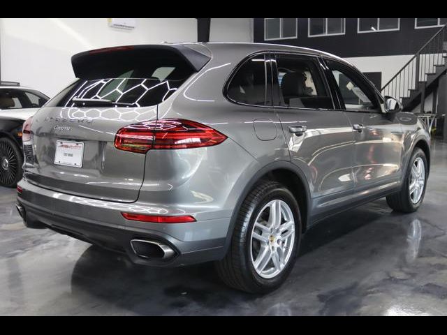 2016 Porsche Cayenne Base