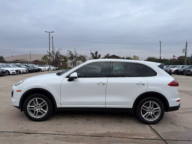 2016 Porsche Cayenne Base