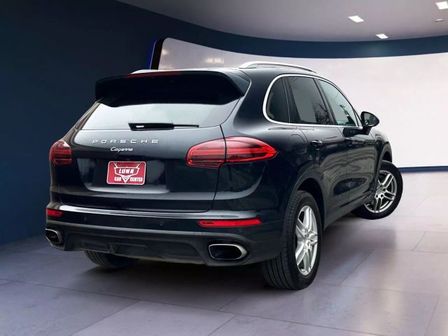 2016 Porsche Cayenne Base