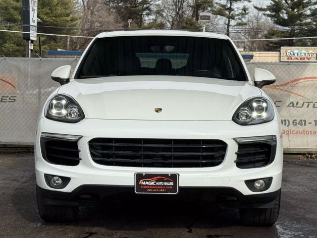 2016 Porsche Cayenne Base