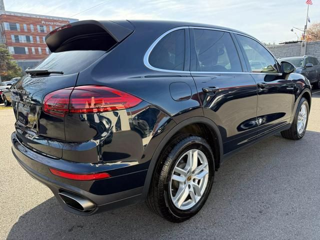 2016 Porsche Cayenne Base