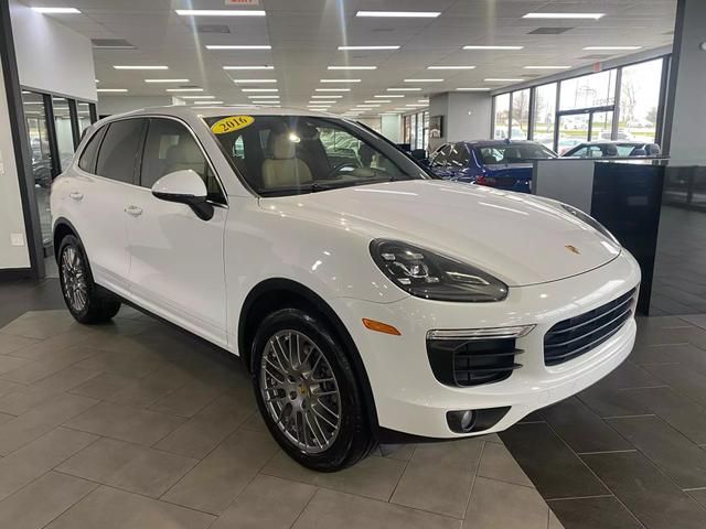 2016 Porsche Cayenne Base