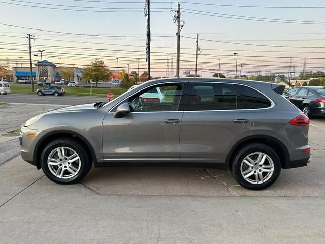 2016 Porsche Cayenne Base