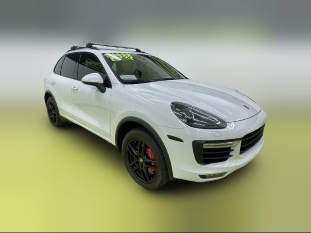 2016 Porsche Cayenne Turbo