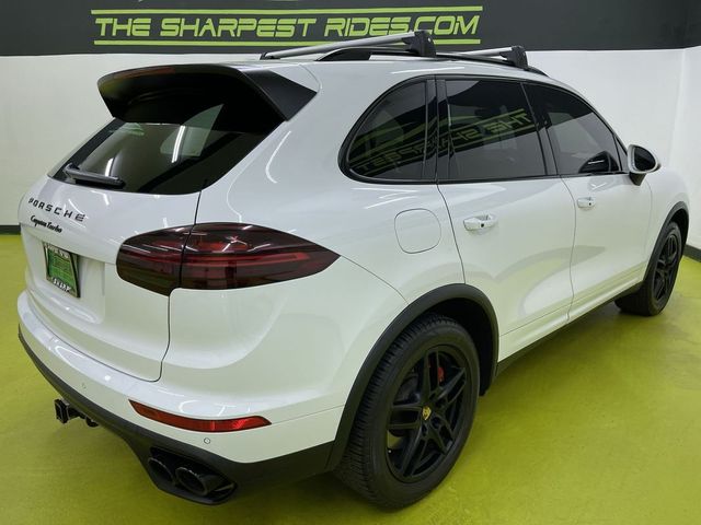 2016 Porsche Cayenne Turbo