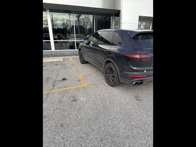 2016 Porsche Cayenne Turbo