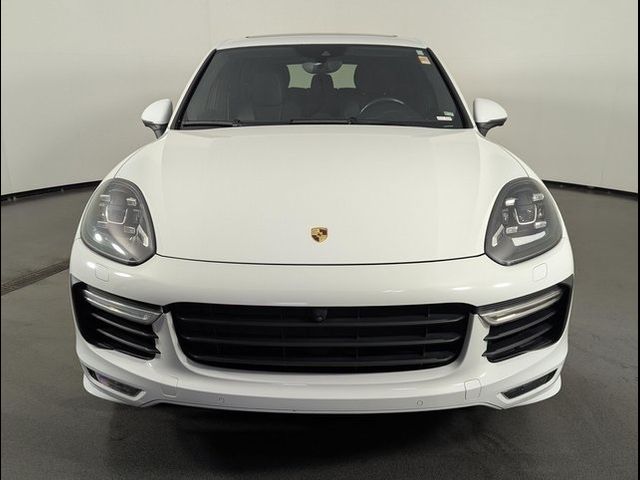 2016 Porsche Cayenne Turbo