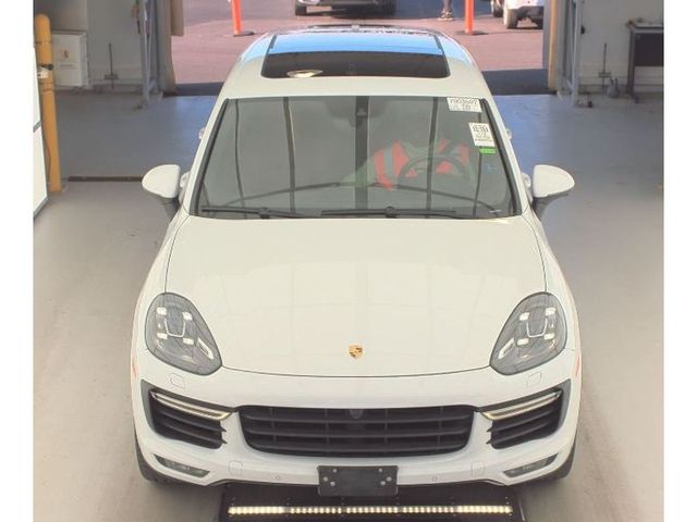 2016 Porsche Cayenne Turbo