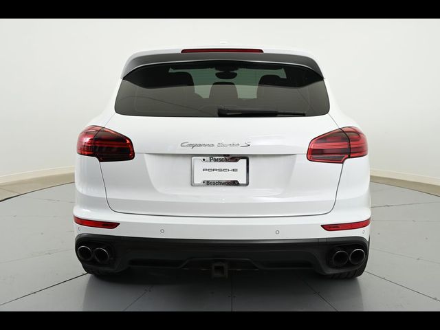 2016 Porsche Cayenne Turbo S