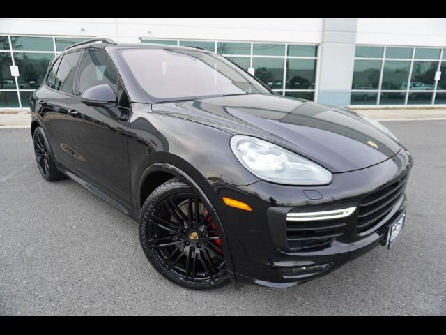 2016 Porsche Cayenne Turbo