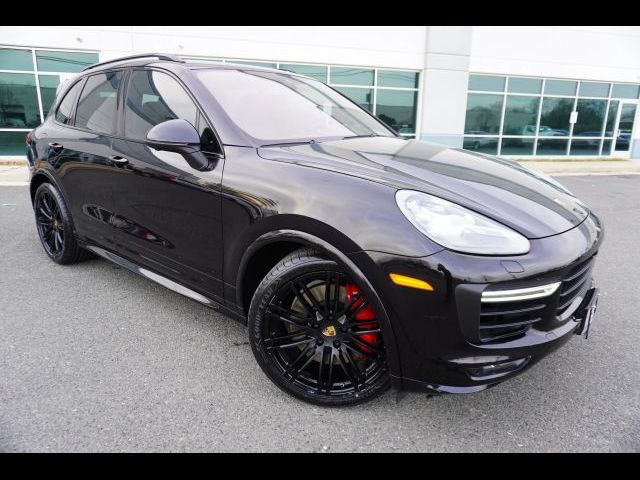 2016 Porsche Cayenne Turbo