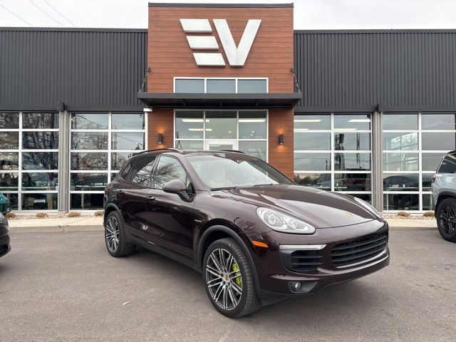 2016 Porsche Cayenne E-Hybrid S