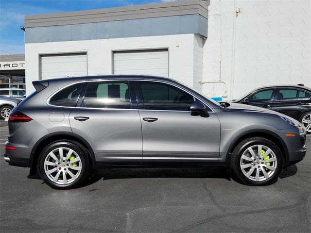 2016 Porsche Cayenne E-Hybrid S