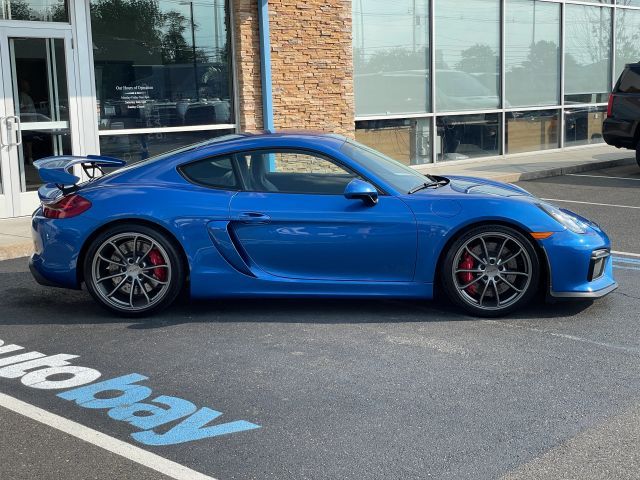 2016 Porsche Cayman GT4