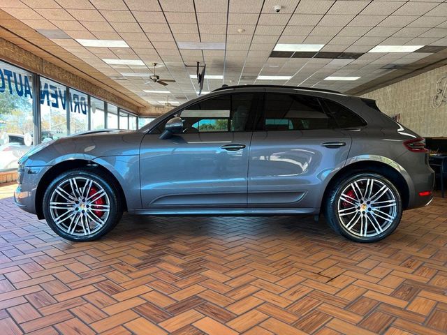 2016 Porsche Macan Turbo