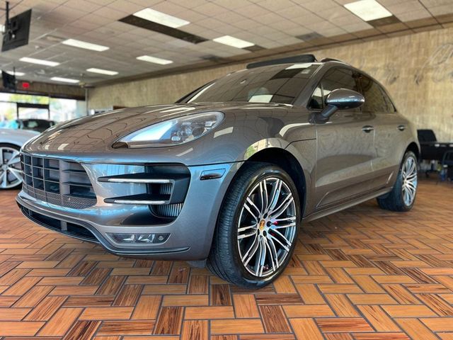 2016 Porsche Macan Turbo