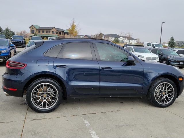 2016 Porsche Macan S