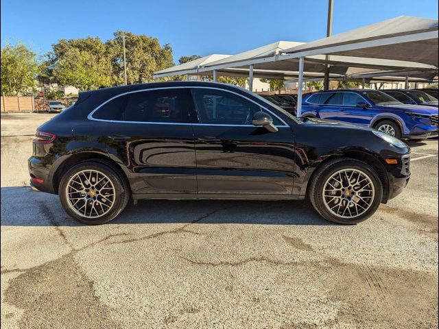 2016 Porsche Macan S