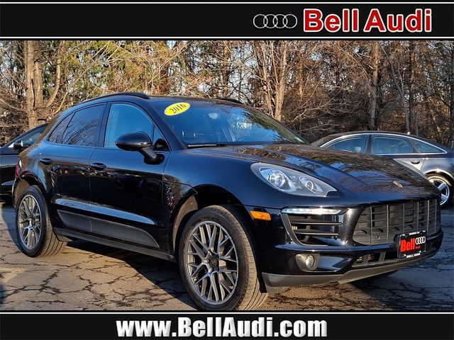 2016 Porsche Macan S